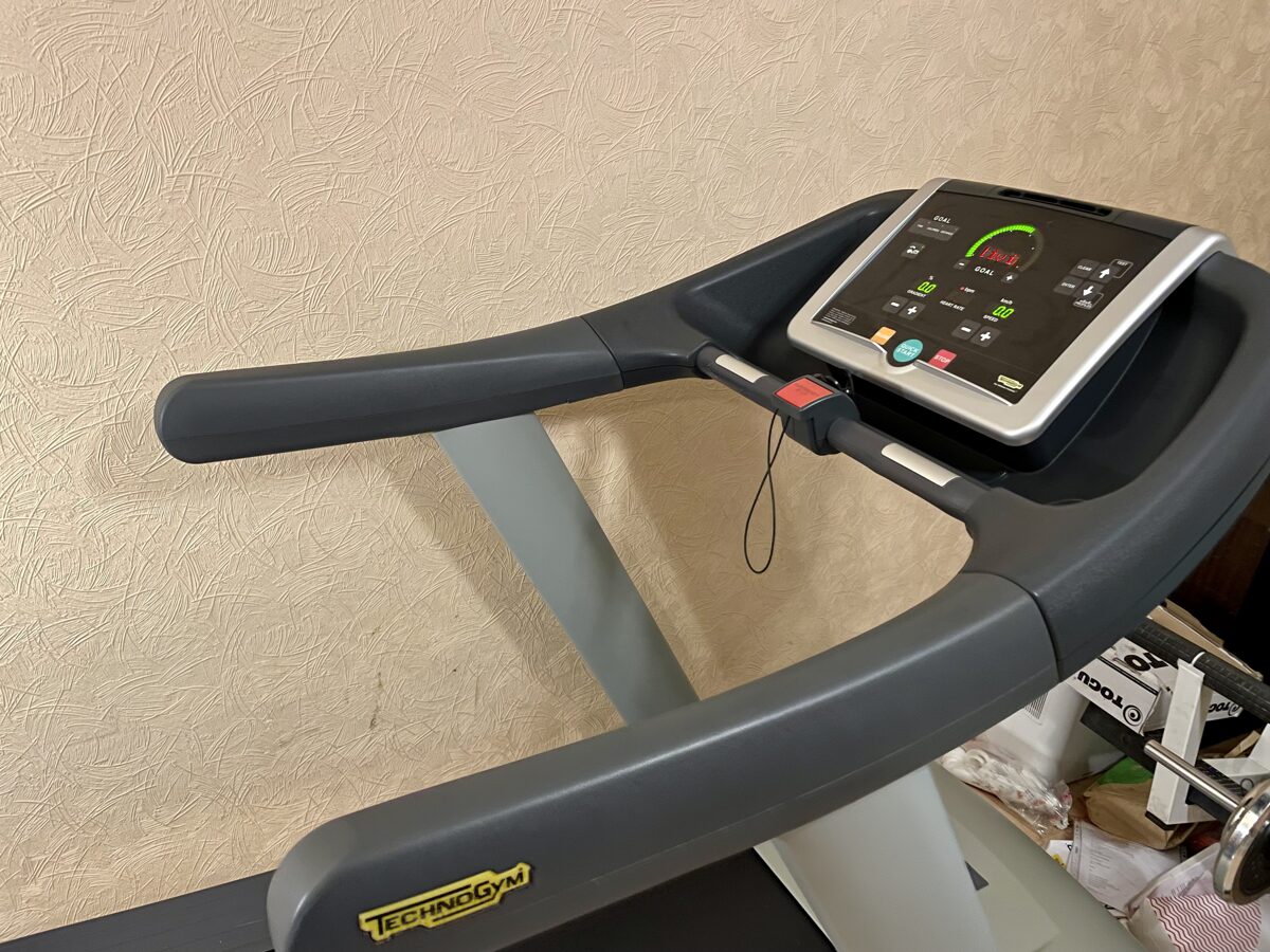 Technogym Excite Run 500i - Treadmills - Catalog - Gym Service