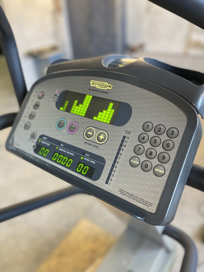 Technogym Step 600 XT Pro - Steppers - Catalog - Gym Service