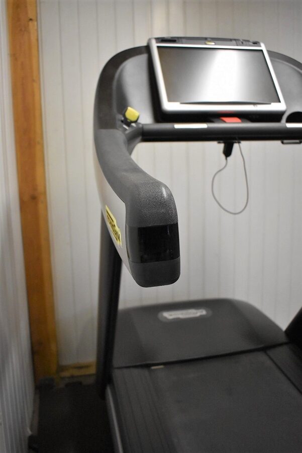 Technogym run now online 700 unity