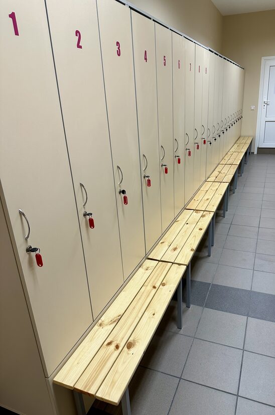 Koka garderobes skapi