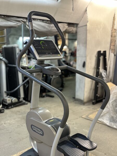 Technogym Excite Stepper 700 SP (Self Powered!)